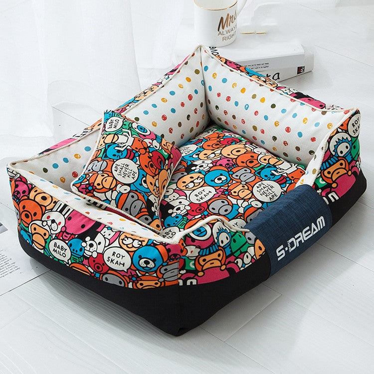 Barevný polštářkový pelíšek pro psy a kočky, ideální jako pet bed accessories for dogs and cats.