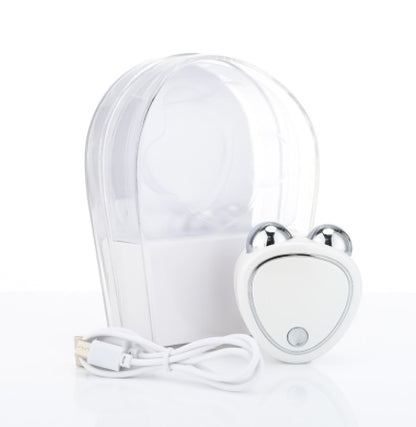 Mikroproudový beauty massager s nabíjecím kabelem a ochranným pouzdrem pro zpevnění pleti.