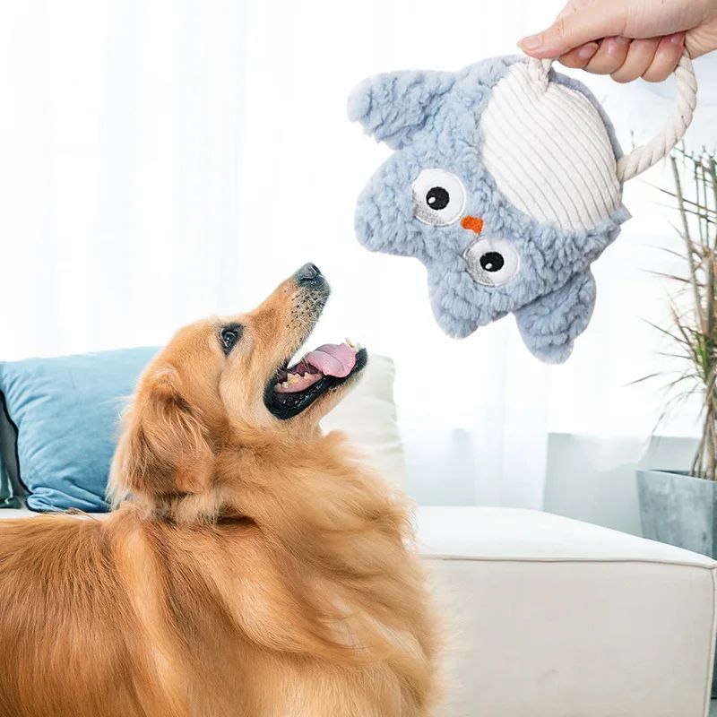 Hračka pro psa v tvaru sovičky, bite resistant plush dog toys, zábava pro psy doma.