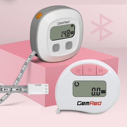 Elektronické chytré měřicí pásmo s displejem a měřicí páskou v moderním designu.